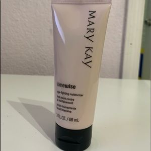 Mary Kay timewise age fighting moisturizer